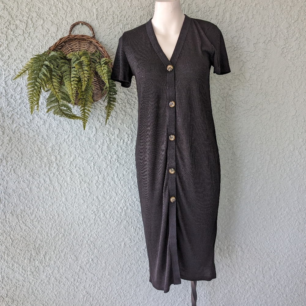 Zara button down ribbed v neck dress black size m
